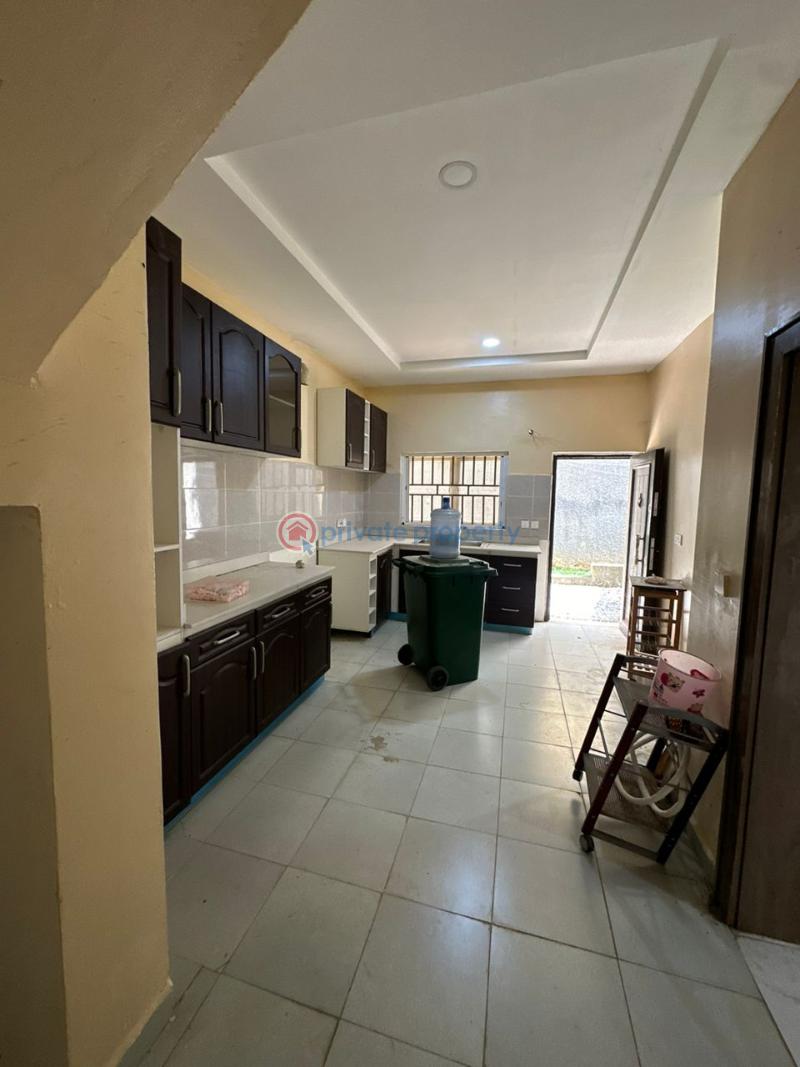4 bedrooms terrace duplex - 10 5 bedroom Terraced Duplex For Sale Wuye Abuja Phase 2  - 10