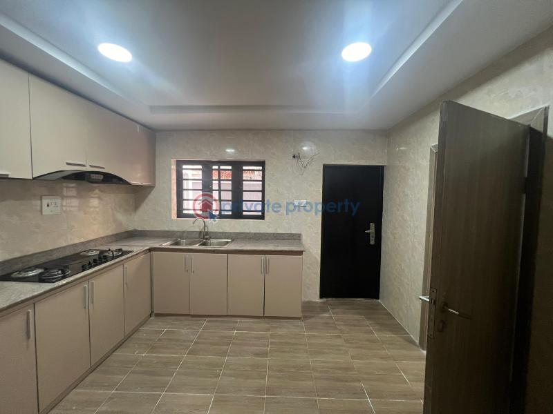 4 bedrooms terrace duplex  for sale - 13 4 bedroom Terraced Duplex For Sale Ologolo Lekki, Lagos State Ologolo Lekki Lagos - 13