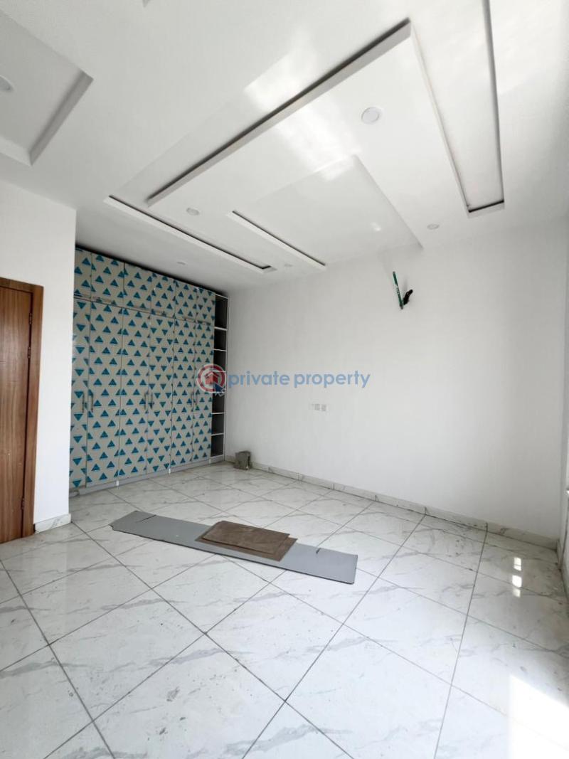 4 bedroom Terrace For Sale Ologolo Lekki Lagos - 7