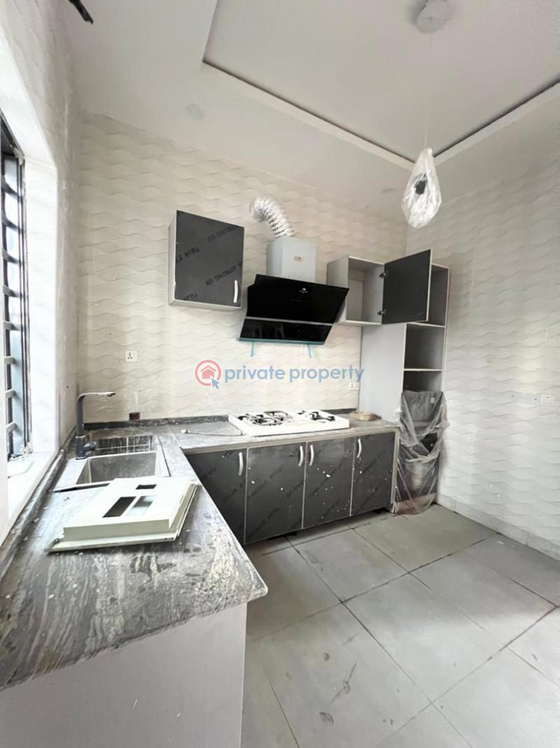 4 bedroom Terrace For Sale Ologolo Lekki Lagos - 3