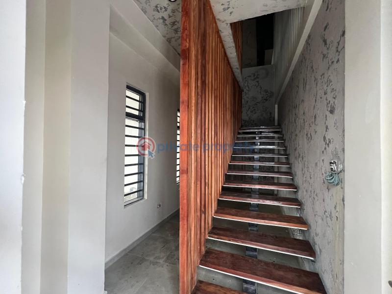 4 bedroom Terraced Duplex For Sale Ologolo Lekki Lagos - 4