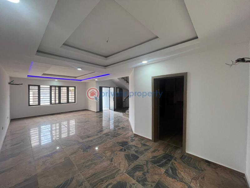 4 bedrooms terrace duplex  for sale - 11 4 bedroom Terraced Duplex For Sale Ologolo Lekki, Lagos State Ologolo Lekki Lagos - 11