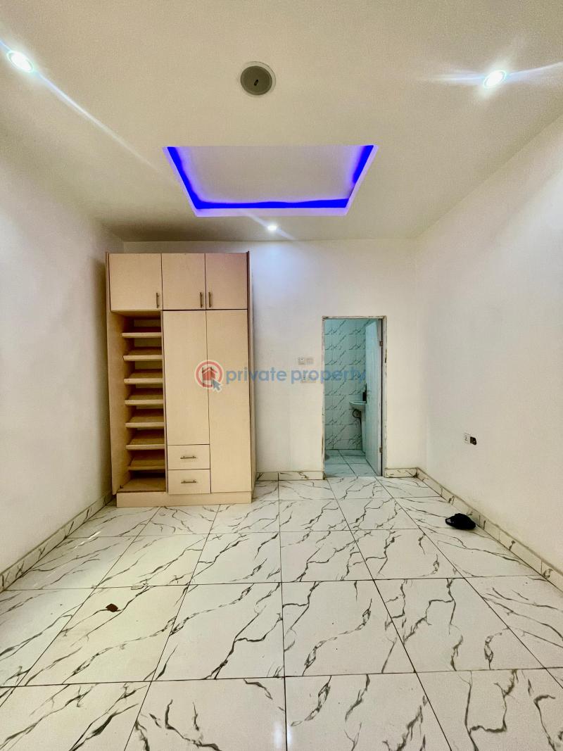 4 bedroom Terraced Duplex For Rent Jahi Abuja Phase 2  - 5