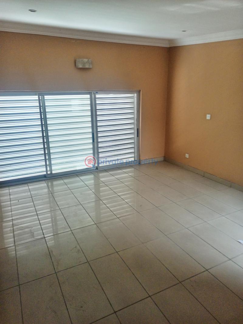 4 bedroom Terrace For Rent Off Admiralty Way Lekki Phase 1 Lagos - 2