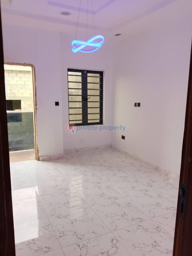 4 bedrooms terrace for sale - 6 4 bedroom Terraced Duplex For Sale Orchid, Lekki Lekki Phase 2 Lagos - 6