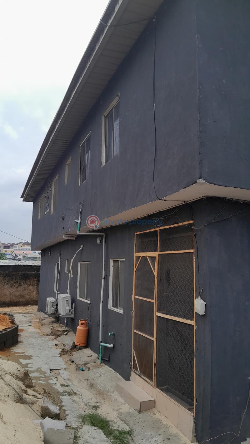 2 bedroom Block Of Flats For Sale Agbaoku Street Off Opibe Allen Opebi Ikeja Lagos - 1