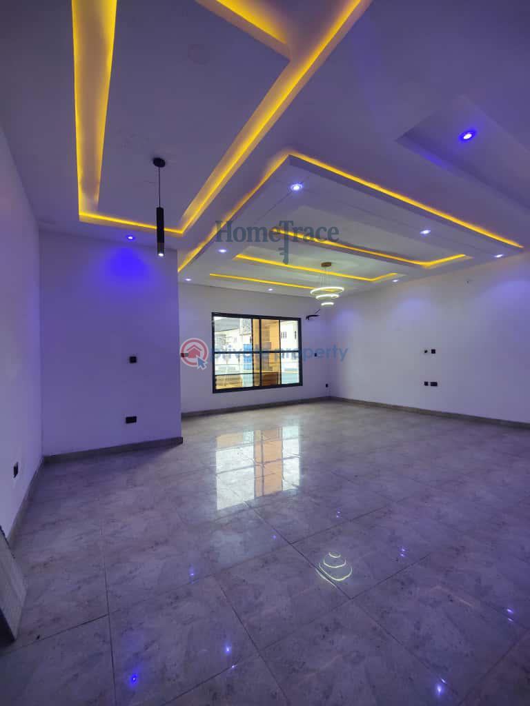 4 en-suite bedrooms terrace with walk-in closet - 3 4 bedroom Semi detached Duplex For Sale Ikate Lekki Ajah Lagos - 3