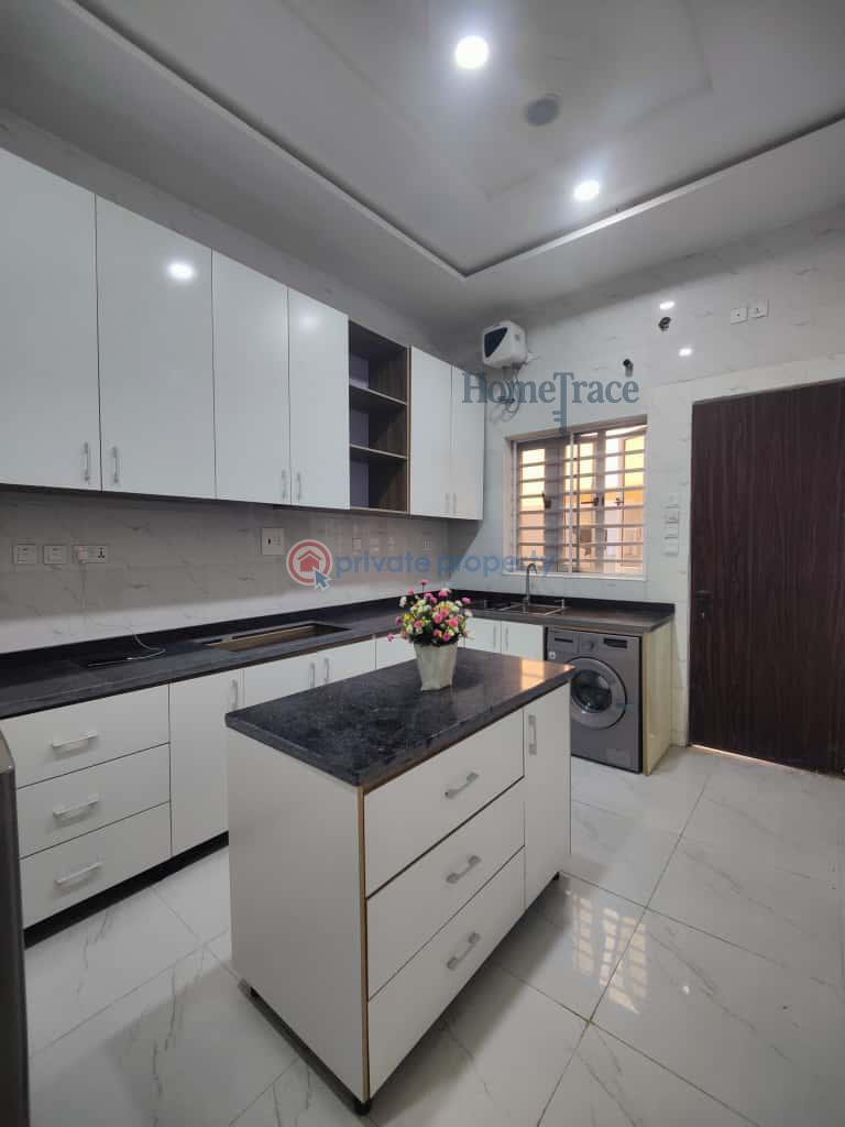 4 en-suite bedrooms terrace with walk-in closet - 6 4 bedroom Semi detached Bungalow For Sale Ikate Lekki Ajah Lagos - 6