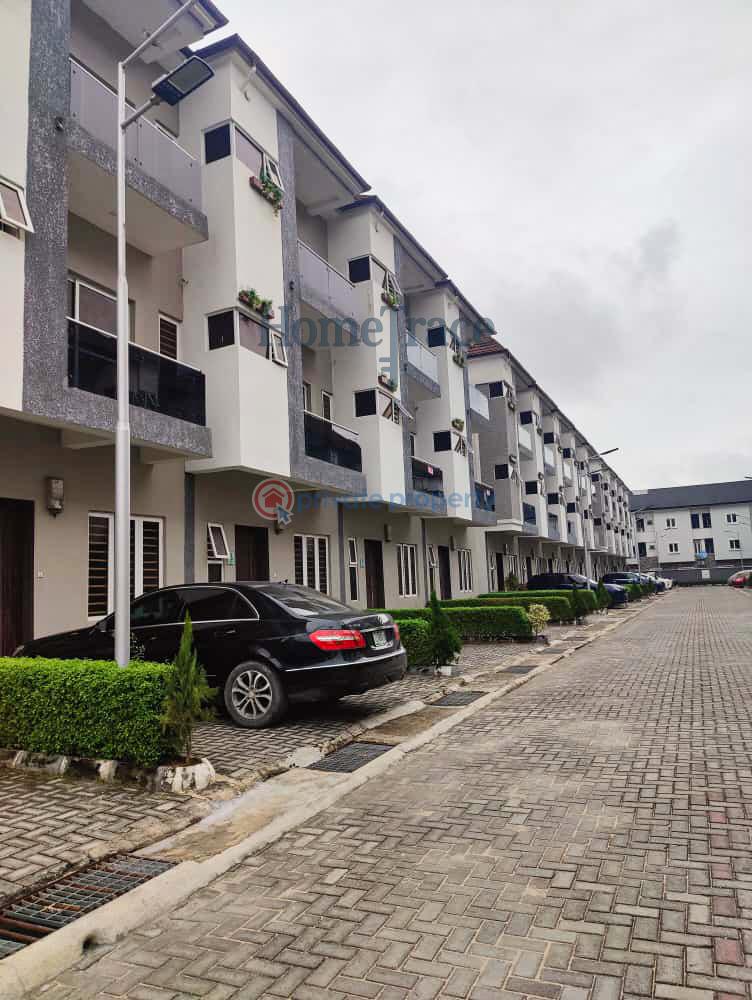 4 en-suite bedrooms terrace with walk-in closet - 2 4 bedroom Semi detached Bungalow For Sale Ikate Lekki Ajah Lagos - 2