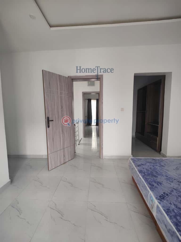 4 en-suite bedrooms terrace with walk-in closet - 9 4 bedroom Semi detached Bungalow For Sale Ikate Lekki Ajah Lagos - 9