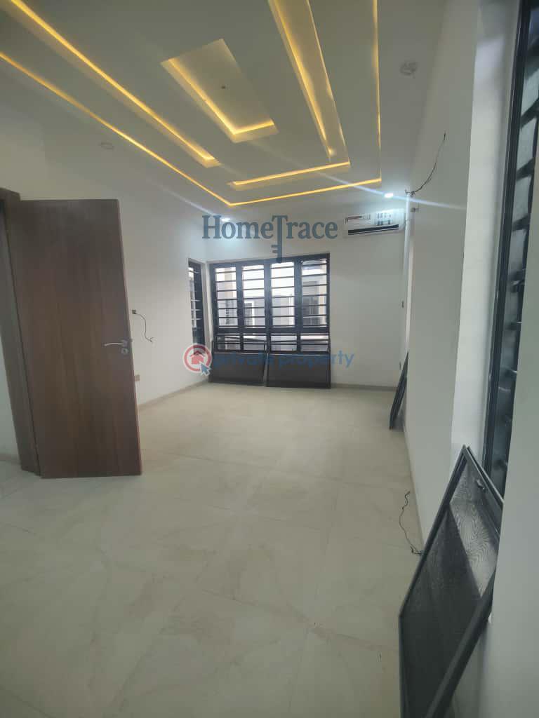 4 en-suite bedrooms terrace with walk-in closet - 11 4 bedroom Semi detached Duplex For Sale Ikate Lekki Ajah Lagos - 11