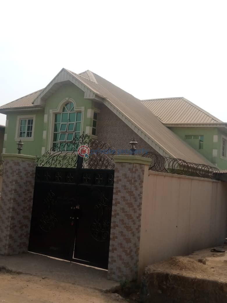 4 flat of 3 bedroom apartments for sale - 5 House For Sale Location: Ire Akari Estate Oluyole Extension Off Akala Expressway New Garage Ibadan Ibadan Oyo - 5
