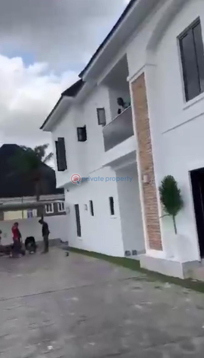 10 bedroom Townhouse For Sale Main Thinkers Corner Enugu Area  - 1