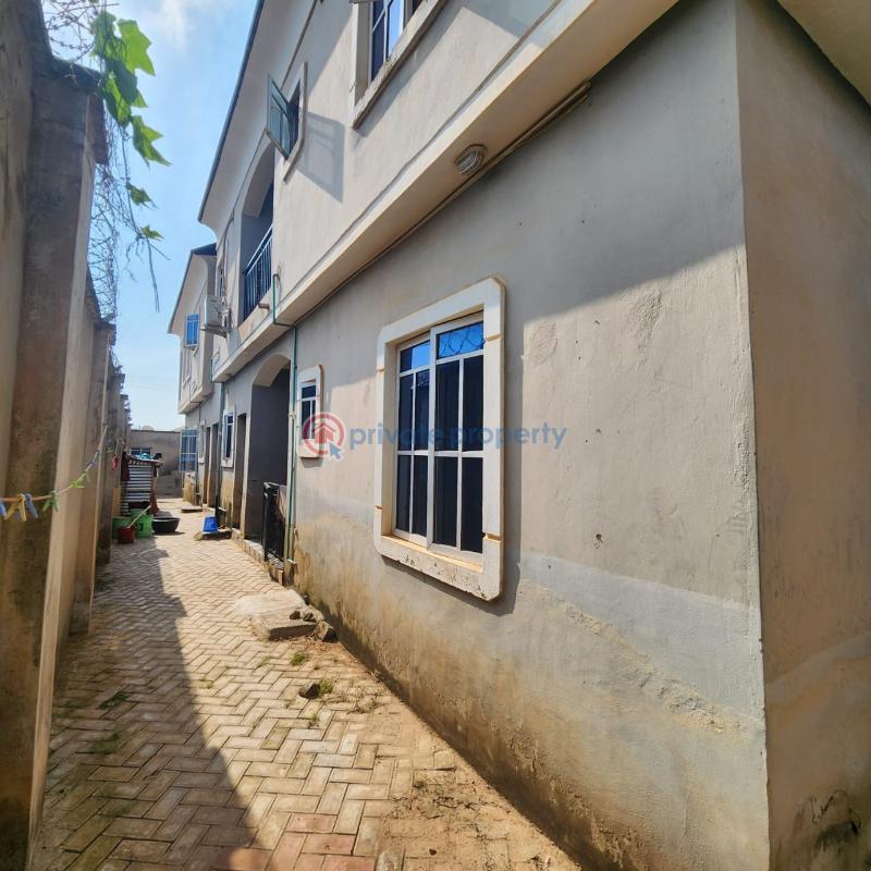 3 bedroom Block Of Flats For Sale Olorunda Road Akobo Ibadan Oyo - 6