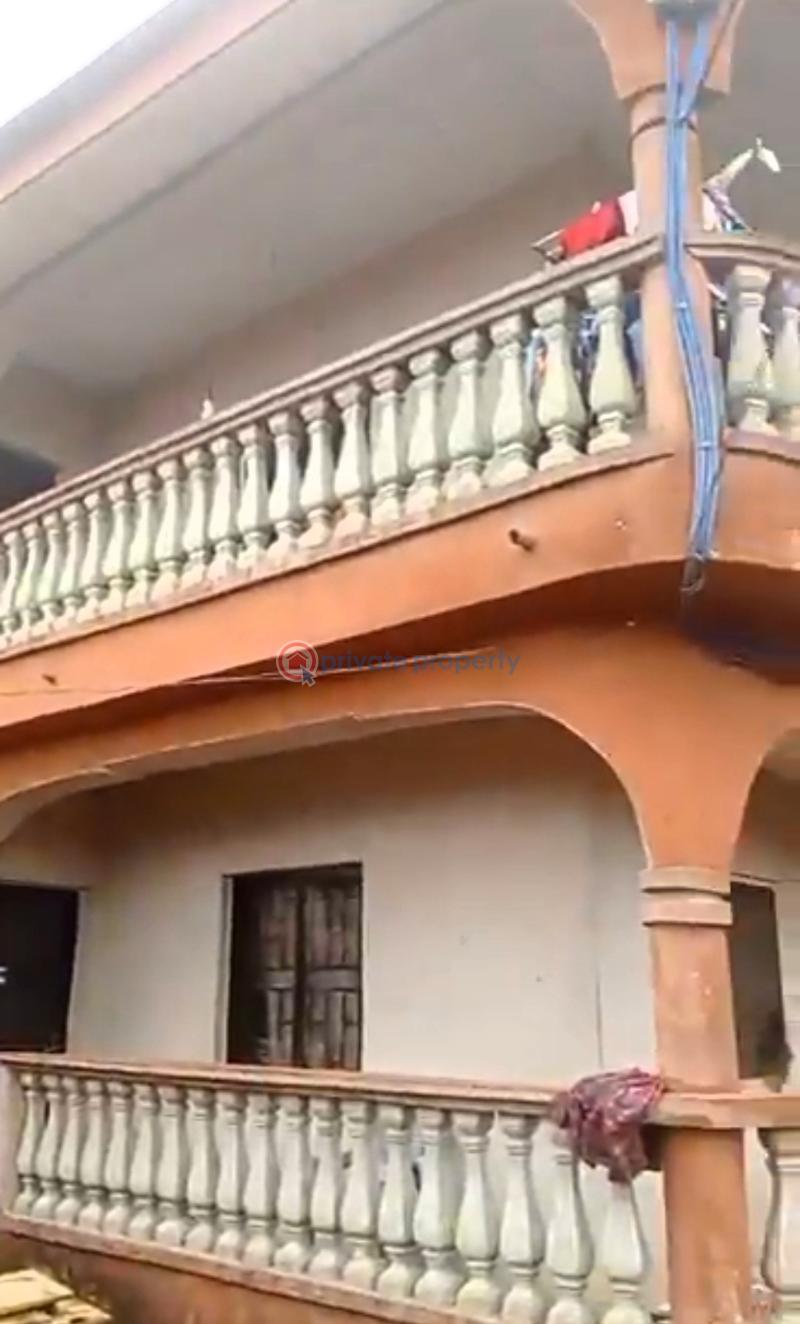 Block Of Flats For Sale Federal Government Girls College Road ( Ugbowo) Opposite Uniben Back Gate Benin Edo - 4