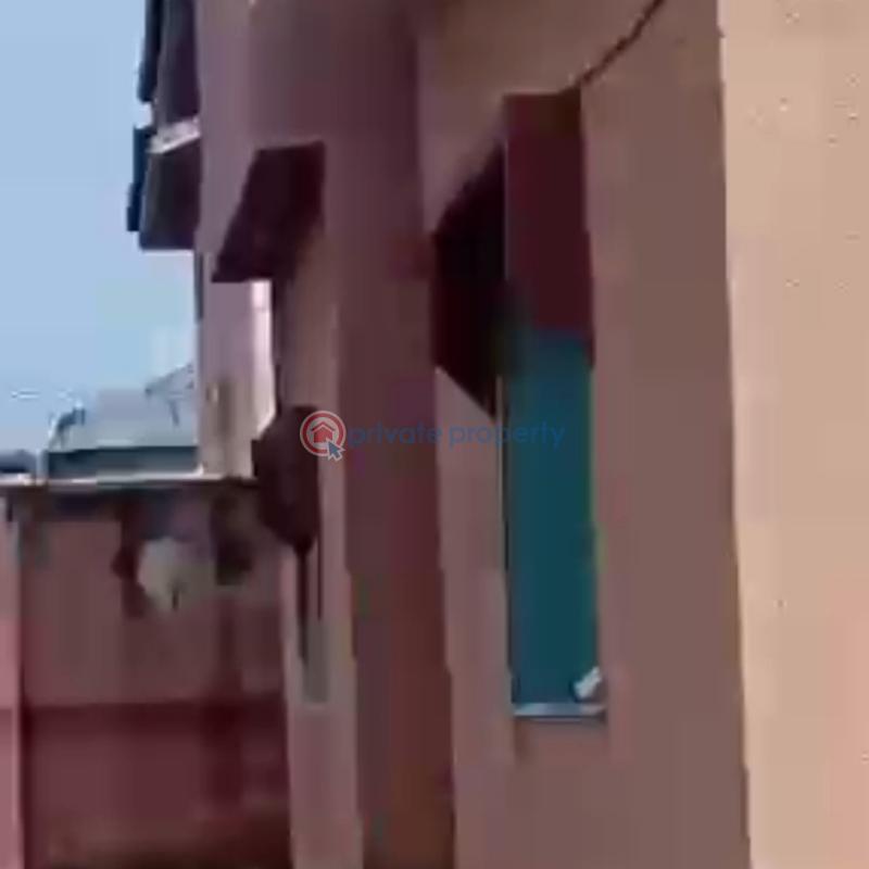 3 bedroom Block Of Flats For Sale Ajuwon/ Akute Road Berger Ojodu Lagos