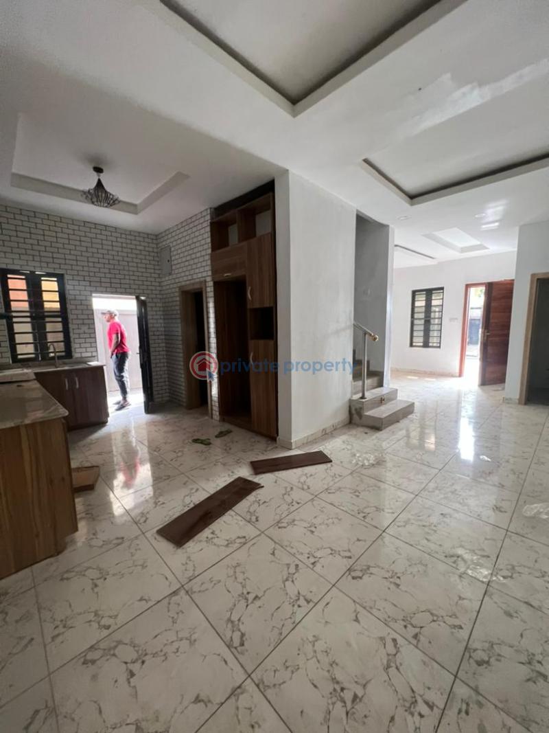 4 bedroom Semi detached Duplex For Sale Omole Phase 1 Ojodu Lagos - 11