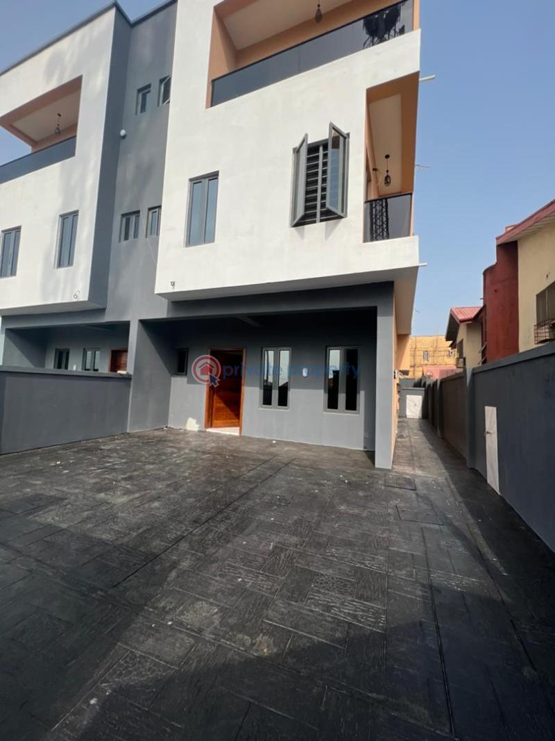 4 bedroom Semi detached Duplex For Sale Omole Phase 1 Ojodu Lagos - 3