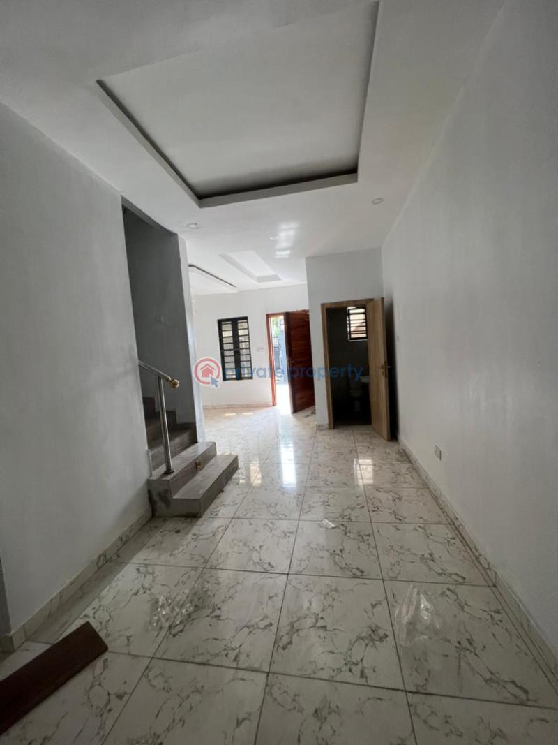 4 bedroom Semi detached Duplex For Sale Omole Phase 1 Ojodu Lagos - 13