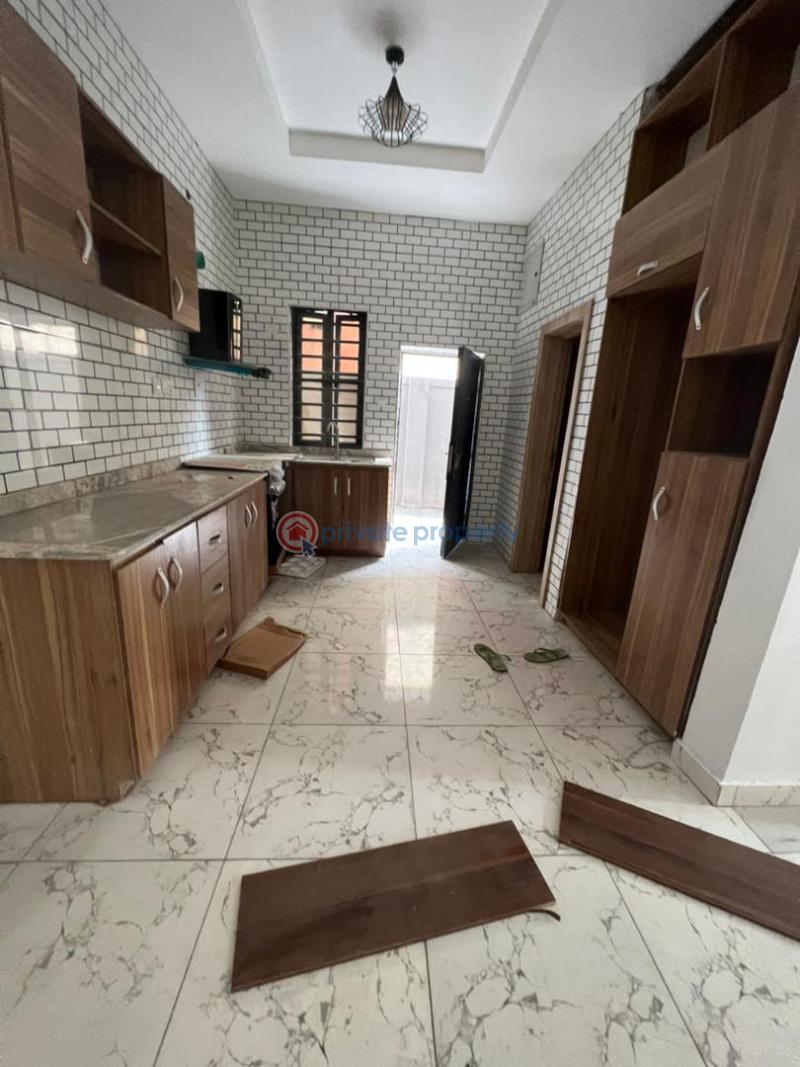 4 bedroom Semi detached Duplex For Sale Omole Phase 1 Ojodu Lagos - 16