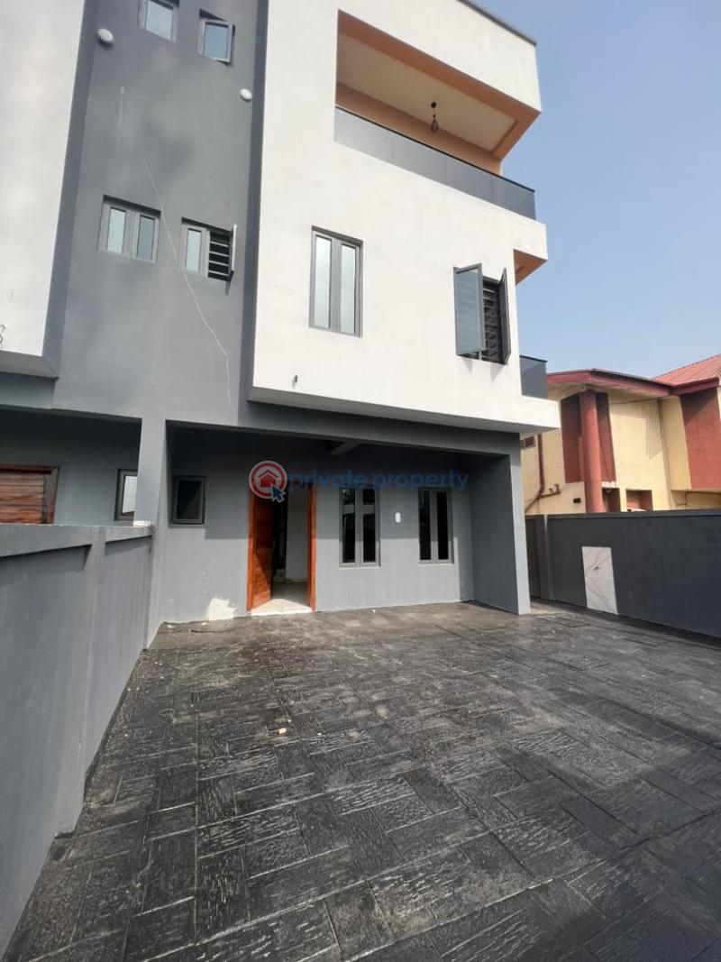 4 bedroom Semi detached Duplex For Sale Omole Phase 1 Ojodu Lagos - 1