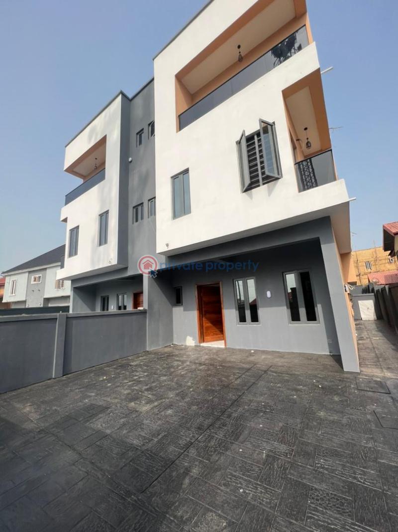 4 bedroom Semi detached Duplex For Sale Omole Phase 1 Ojodu Lagos - 0