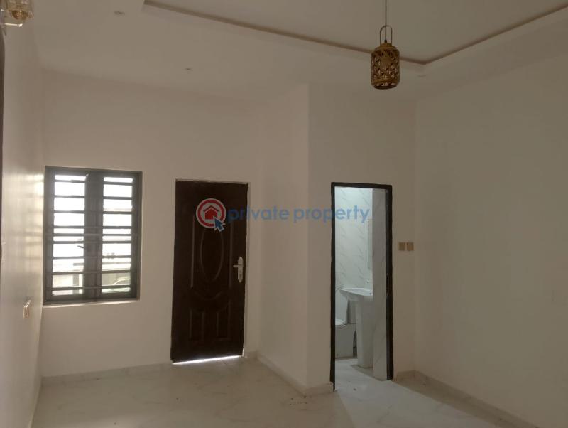 House For Sale Off Bobby Olofa, Akala Estate, Akobo, Ibadan Ibadan Oyo - 4