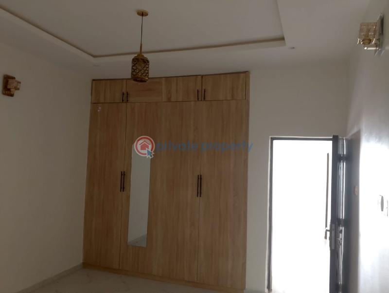 House For Sale Off Bobby Olofa, Akala Estate, Akobo, Ibadan Ibadan Oyo - 11