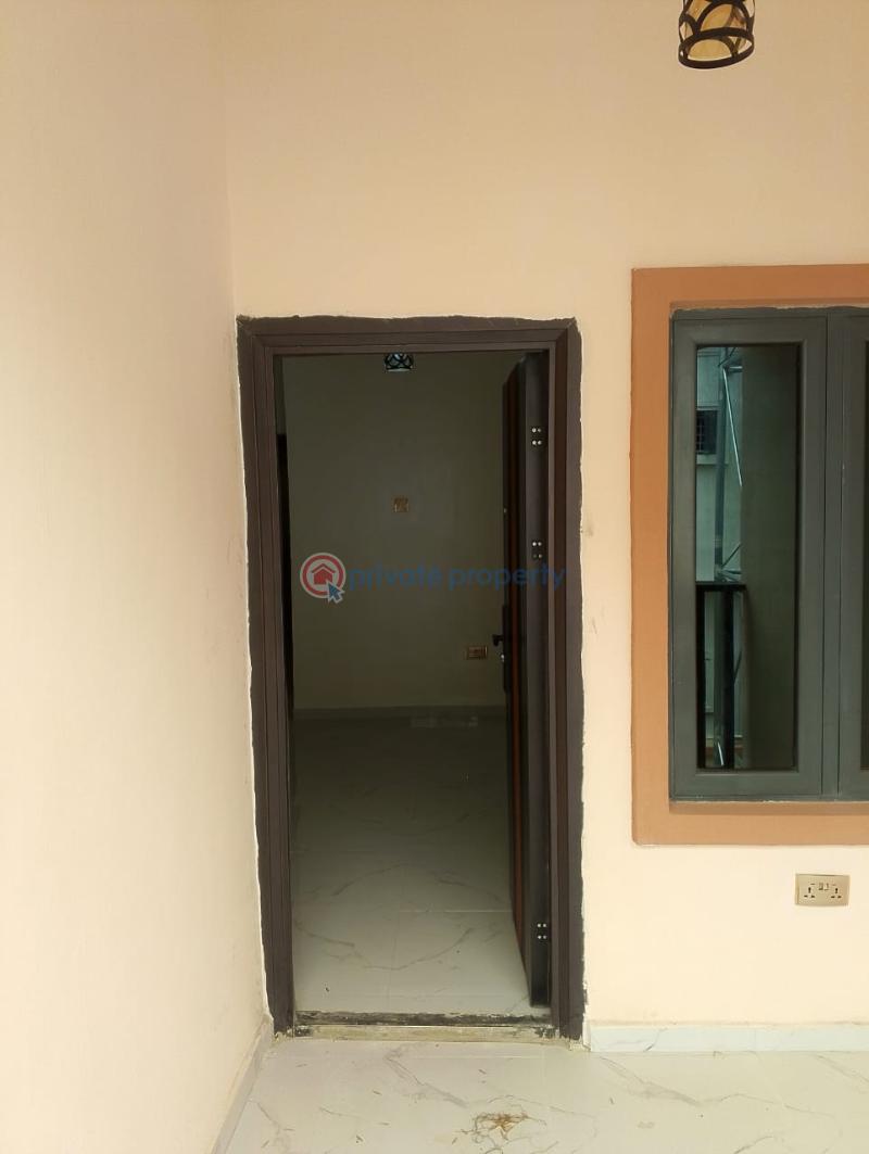 House For Sale Off Bobby Olofa, Akala Estate, Akobo, Ibadan Ibadan Oyo - 12