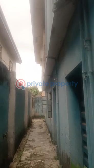 3 bedroom Flat & Apartment For Rent Balogun Iju, Ifako Ijaiye Ifako-Ijaiye Lagos - 11