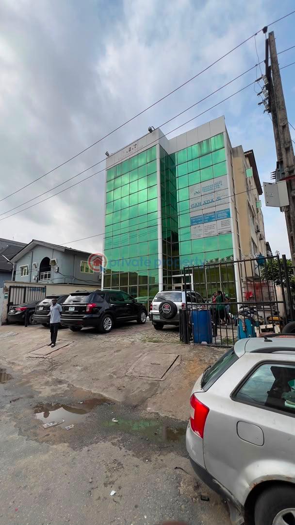 10 bedroom Mall/Complex/Plaza For Sale Close To Computer Village Ikeja  Lagos - 6