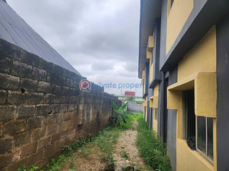 3 bedroom House For Sale Ologede Estate, New Garage Akala Express Ibadan Oyo - 7