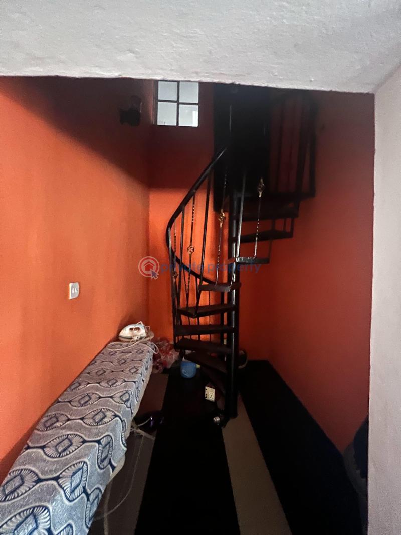 2 bedroom Block Of Flats For Sale Ogungbade New Ife Road Ibadan Oyo - 0