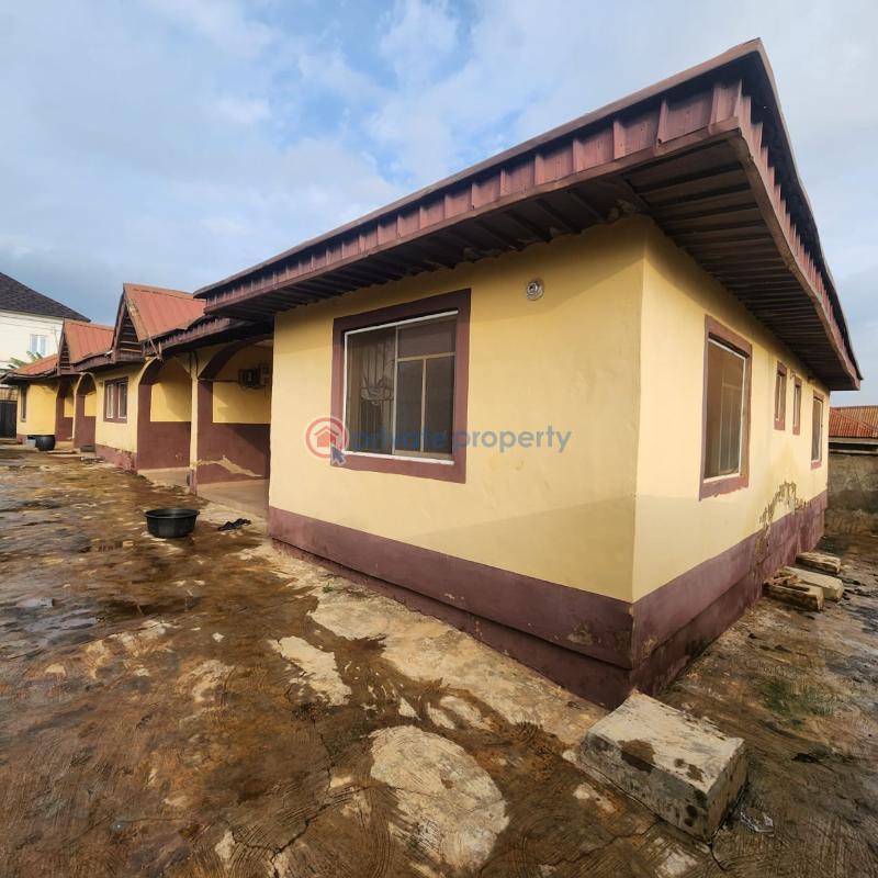 2 bedroom Block Of Flats For Sale Ajara Estate, Olorunda Akobo Ibadan Oyo - 4