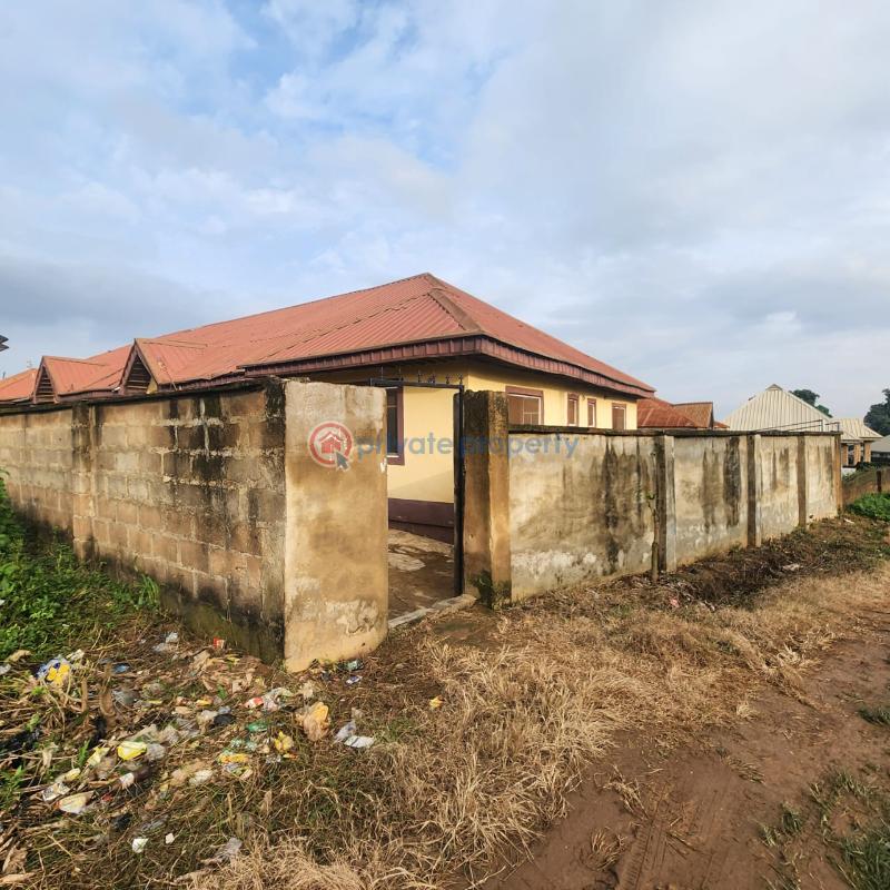 2 bedroom Block Of Flats For Sale Ajara Estate, Olorunda Akobo Ibadan Oyo - 0