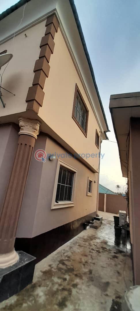 3 bedroom Block Of Flats For Sale Ikorodu Lagos - 4