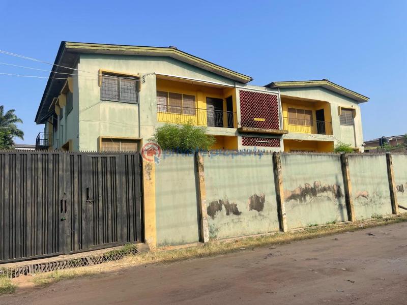4 unit of 3 bedroom with 2 bedroom duplex - 4 3 bedroom Block Of Flats For Sale Ibadan Oyo - 4