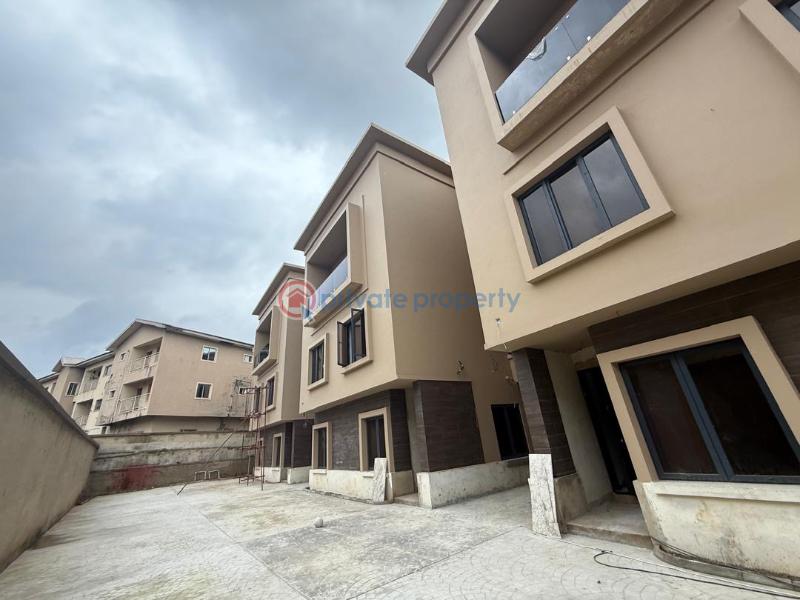5 bedroom Semi detached Duplex For Sale Jabi Abuja Phase 2  - 4