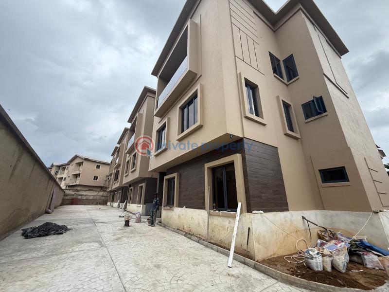 5 bedroom Semi detached Duplex For Sale Jabi Abuja Phase 2  - 2