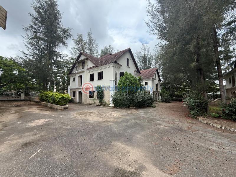 4 unit of 5 bedroom terraced 8 units of 5 bedroom semi detached - 4 5 bedroom House For Sale Utako Abuja Phase 2  - 4