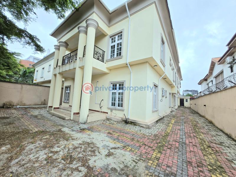 3 bedroom Block Of Flats For Rent Lekki Phase 1 Lagos - 0