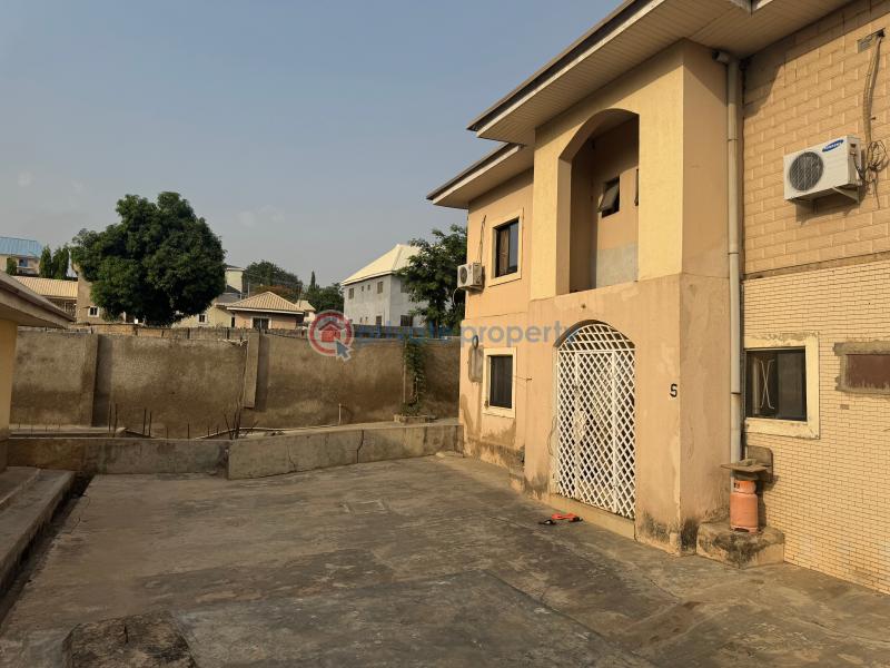 3 bedroom Semi detached Bungalow For Sale Karu Abuja Phase 4  - 2