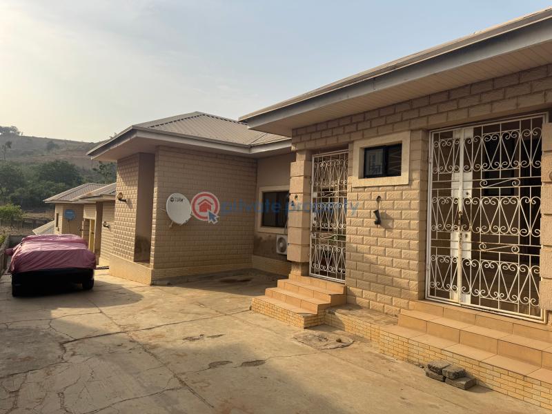 3 bedroom Semi detached Bungalow For Sale Karu Abuja Phase 4  - 13