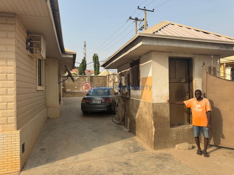 3 bedroom Semi detached Bungalow For Sale Karu Abuja Phase 4  - 15