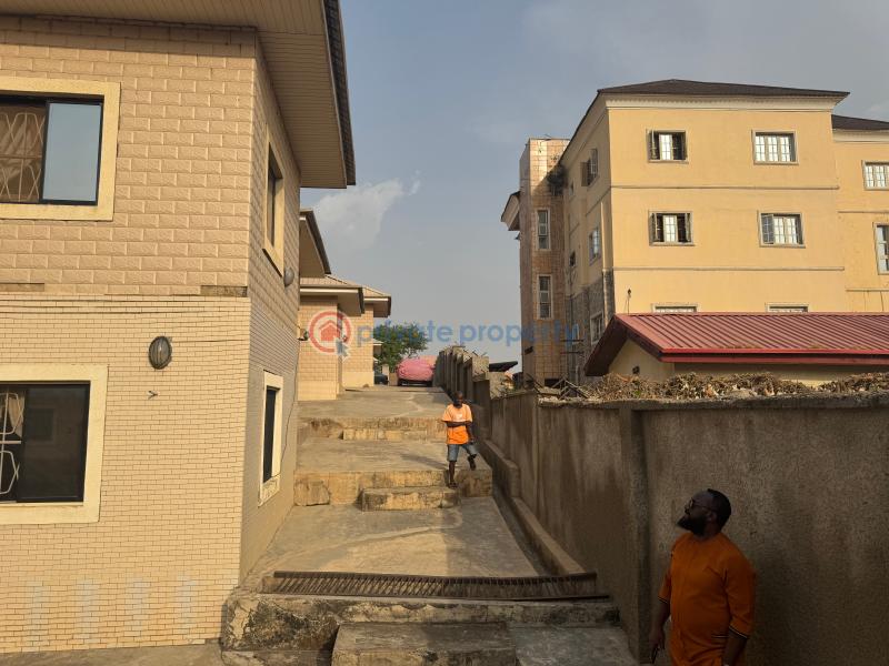3 bedroom Semi detached Bungalow For Sale Karu Abuja Phase 4  - 4
