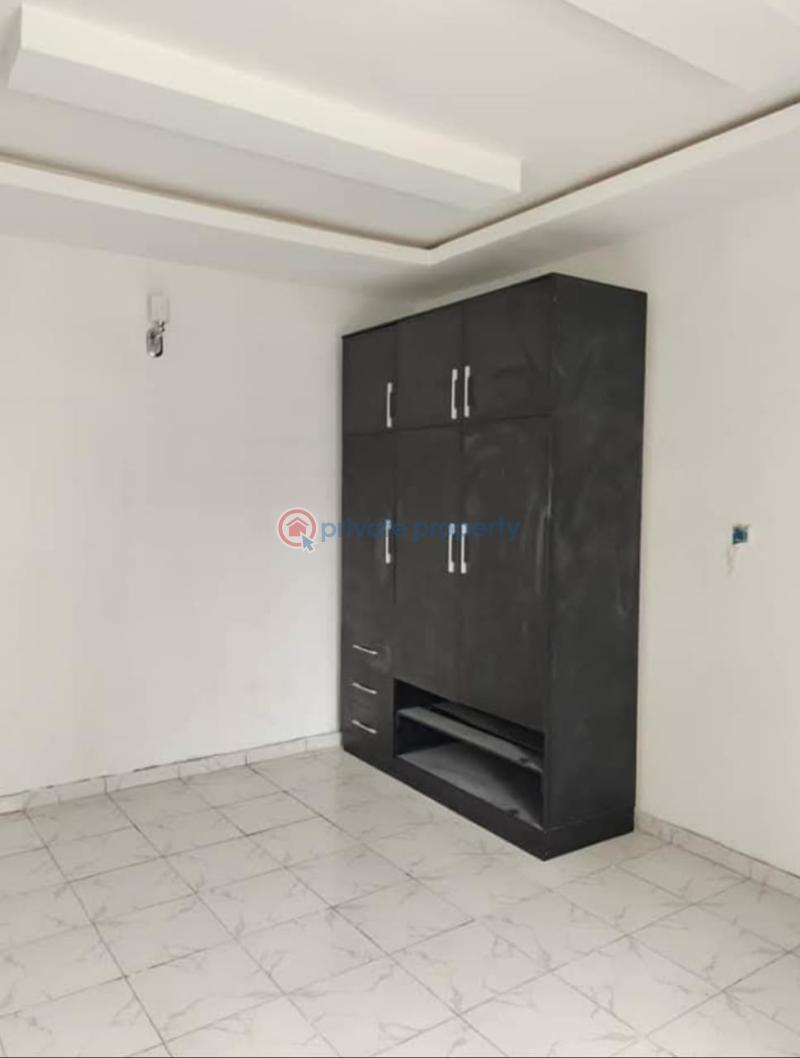4 units of 2-bed apartments with 4 units of self-contained in an estate at ajah - 2 Mini Flat For Sale Badore Ajah Lagos - 2