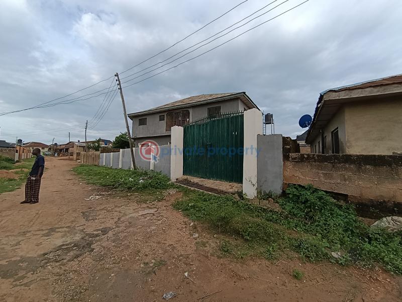 Bungalow For Sale Estate Moniya Ibadan Oyo - 5