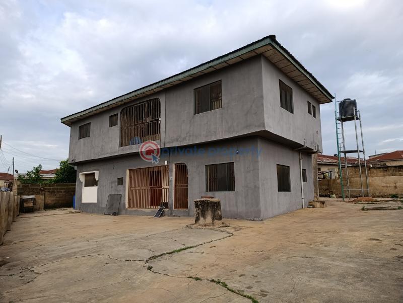 Bungalow For Sale Estate Moniya Ibadan Oyo - 1