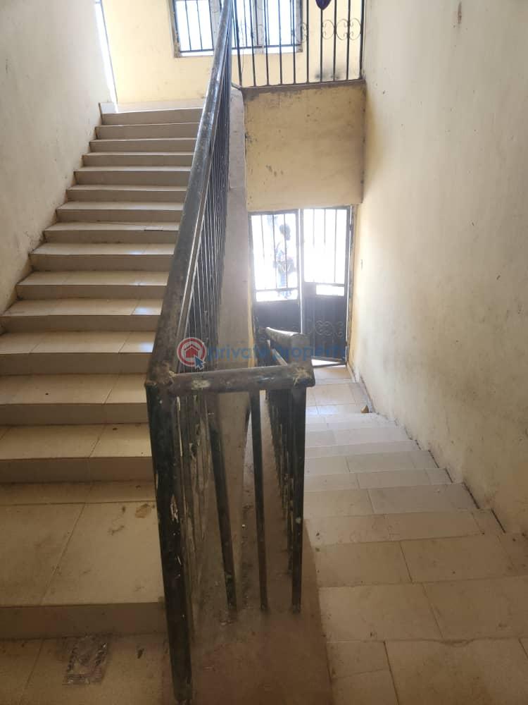 House For Sale Olobo Ayadade, Elenusonso, Alafaara Idishin Ibadan Oyo - 4