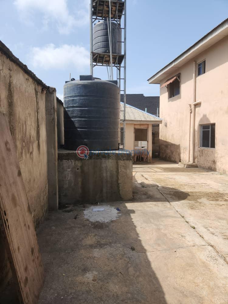 House For Sale Olobo Ayadade, Elenusonso, Alafaara Idishin Ibadan Oyo - 0